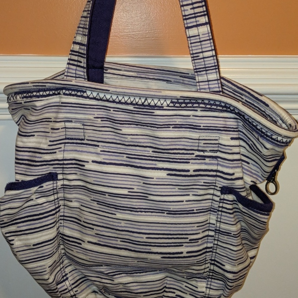 Thirty one retro metro purse